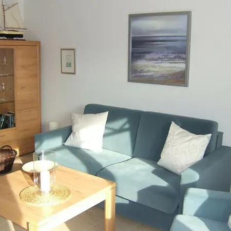 Mare Am Deich Comfortable Holiday Norddeich (Norden)